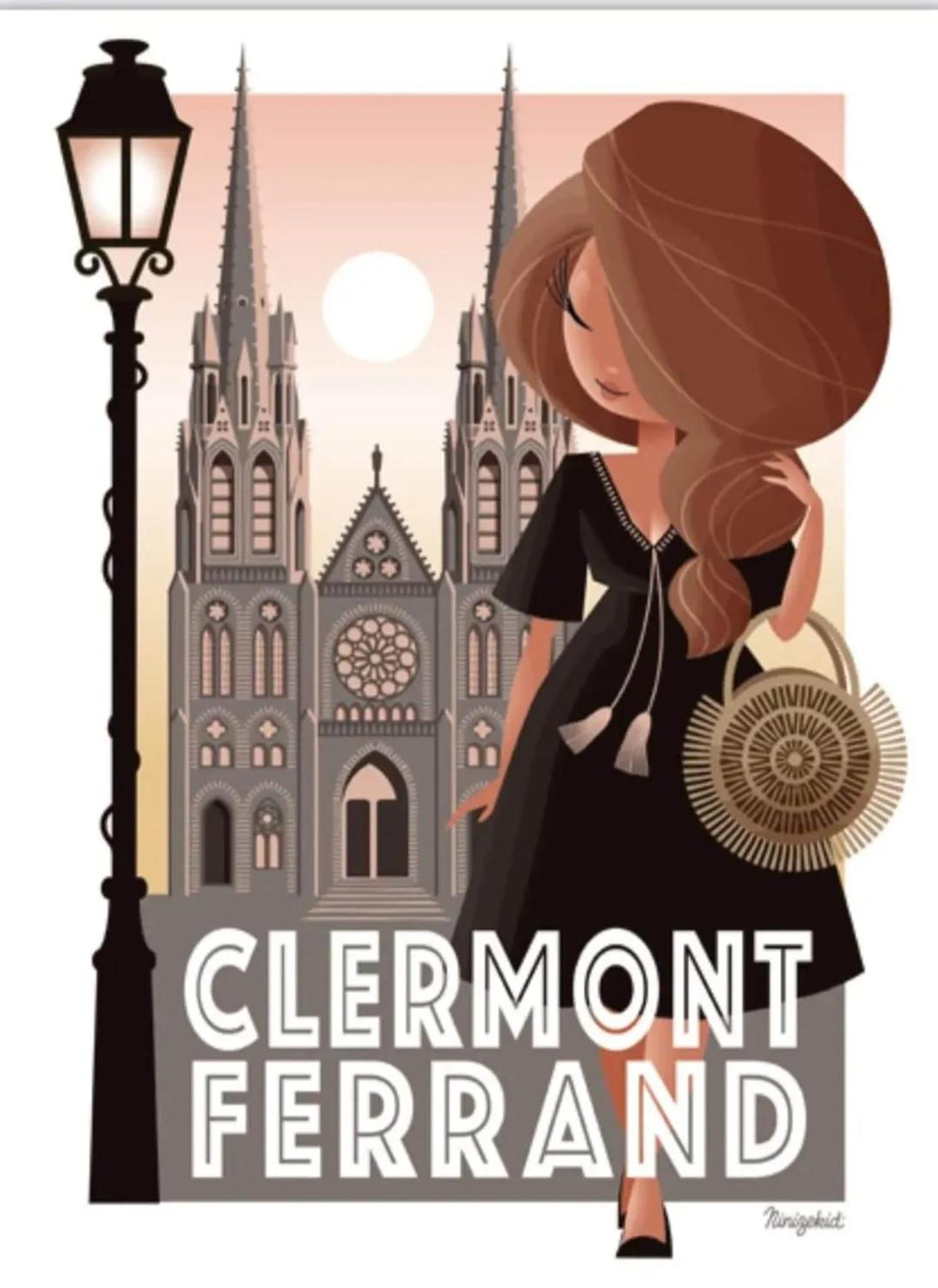 A Clermont-ferrand, 31 M² Apartment